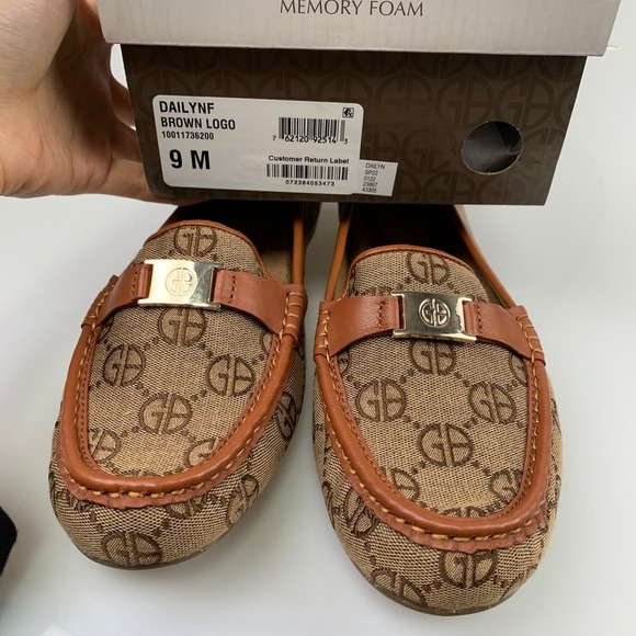NIB Giani Bernini Dailyn Memory Foam Loafers Size 9 - Picture 10 of 12